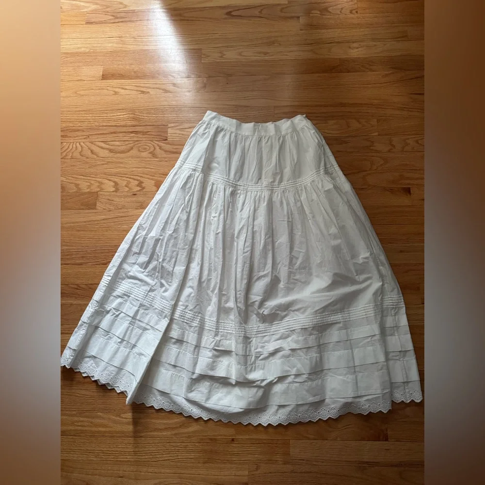 Doen Sebastiane Skirt in Powder White Sz Small NWT CURRENT - Picture 3 of 5